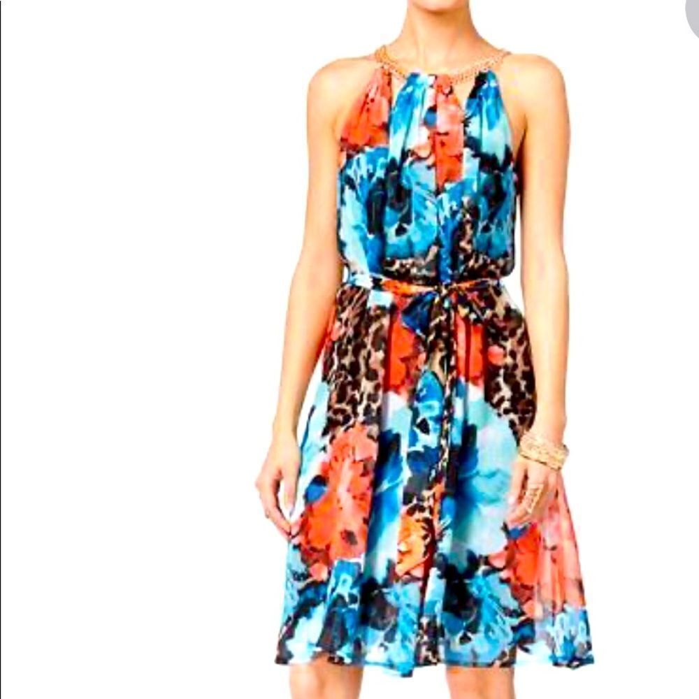 🎉🎉HP 10/24🎉🎉Thalia Sodi floral halter chain neck dress